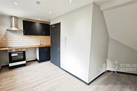 1 bedroom in a house share to rent, Raymond Crescent, Guildford, Surrey, GU2