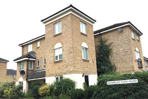 5 bedroom semi-detached house for sale, Grove Road, Romford RM6
