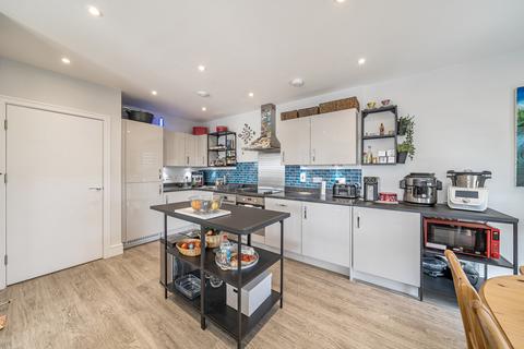 3 bedroom apartment for sale, Waterfront Heights, 152a Mount Pleasant, Wembley, HA0