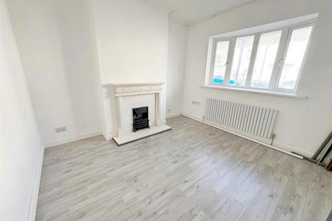 3 bedroom terraced house for sale, Patrick Street, Grimsby, Lincolnshire, DN32 9PH