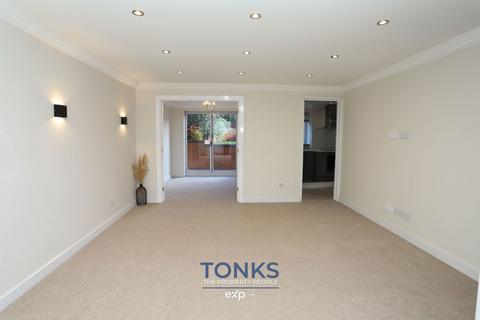 4 bedroom detached house for sale, The Mount, Cradley Heath B64