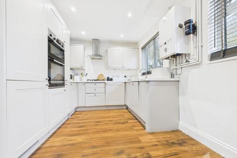 4 bedroom end of terrace house for sale, Balmoral Close, Bragbury End, Stevenage SG2