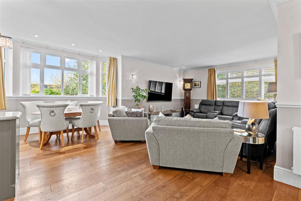 Living room and kitchen-1.jpg