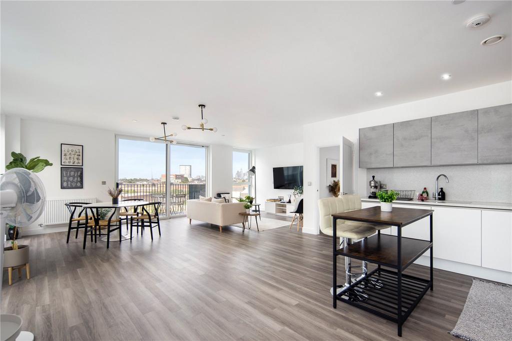 Living Area/Kitchen