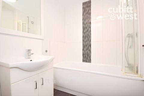 undefined, Southlands, Horley RH6