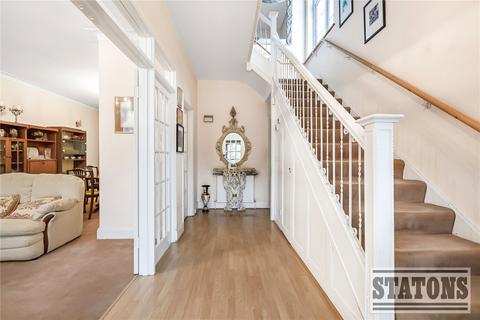 3 bedroom semi-detached house for sale, Heddon Court Avenue, Barnet, EN4