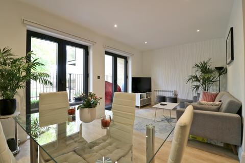 1 bedroom apartment to rent, Gunnersbury Avenue, Ealing, London, W5