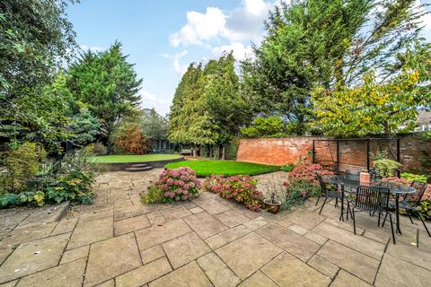 undefined, Crockford Park Road, Addlestone, Surrey, KT15