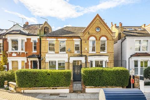 Sugden Road, London SW11