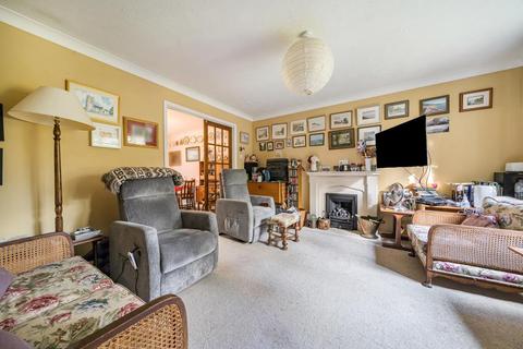 undefined, Bagshot,  Surrey,  GU19