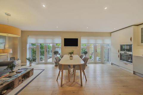 undefined, Maywood Road,  Iffley Fields,  Oxford,  OX4