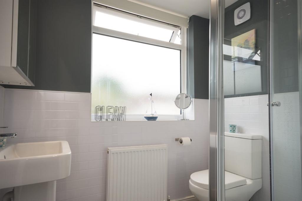 Bathroom2