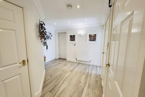 undefined, Compass Close, Edgware HA8 8HU