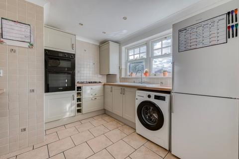 undefined, Penny Lane, Oulton