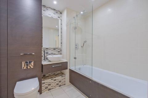 1 bedroom flat for sale, Williamsburg Plaza, E14, Canary Wharf, London, E14