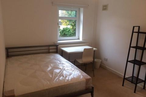 2 bedroom flat to rent, Wyeverne Road, Cathays,