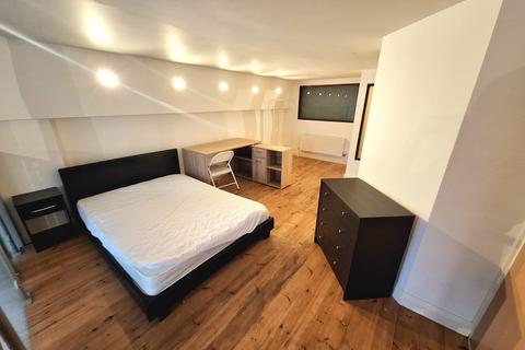 undefined, Crusader House, Nottingham NG1