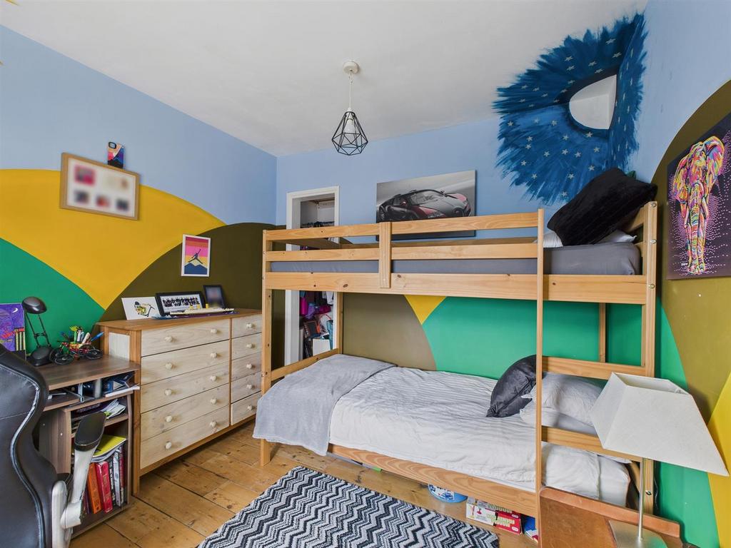 CAM03972 G0-PR0163-STILL021.jpg