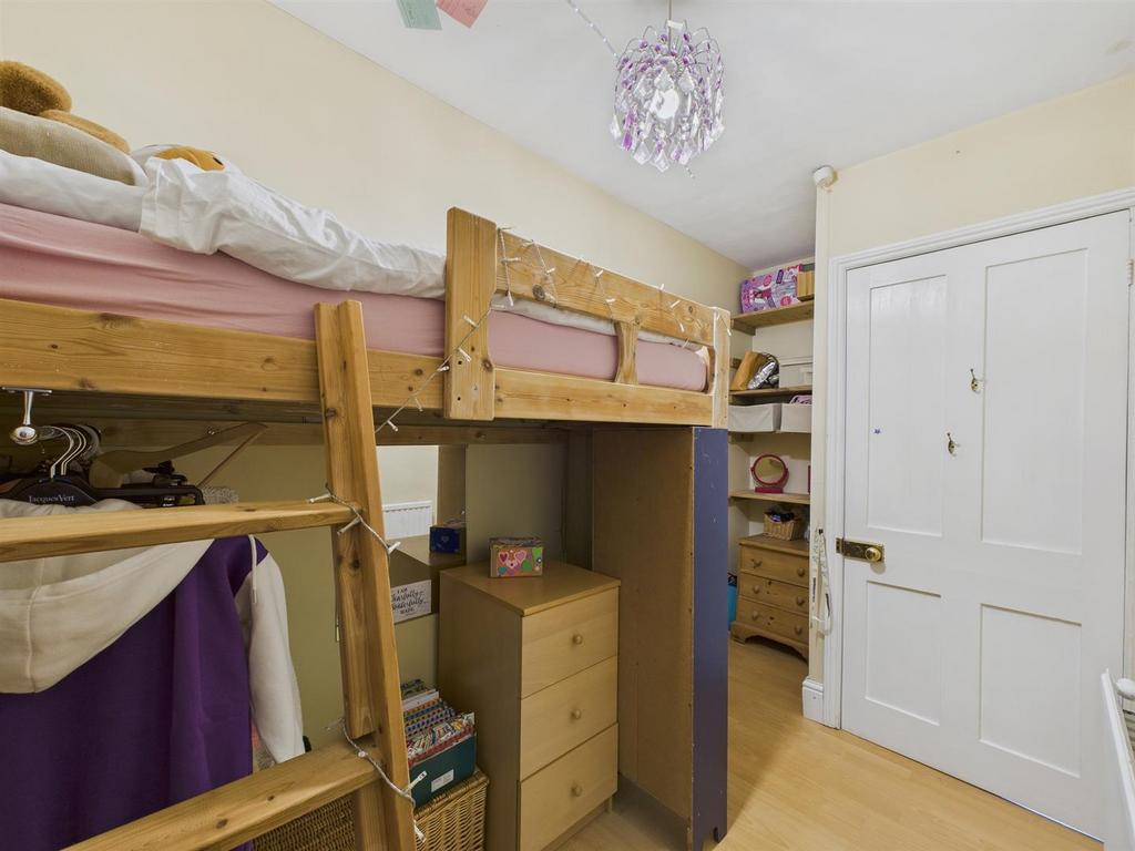 CAM03972 G0-PR0163-STILL027.jpg