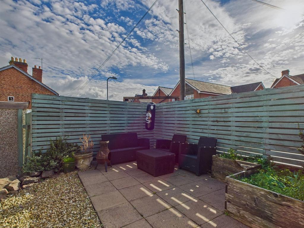 CAM03972 G0-PR0163-STILL034.jpg