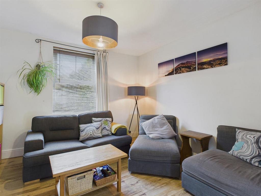 CAM03972 G0-PR0163-STILL005.jpg