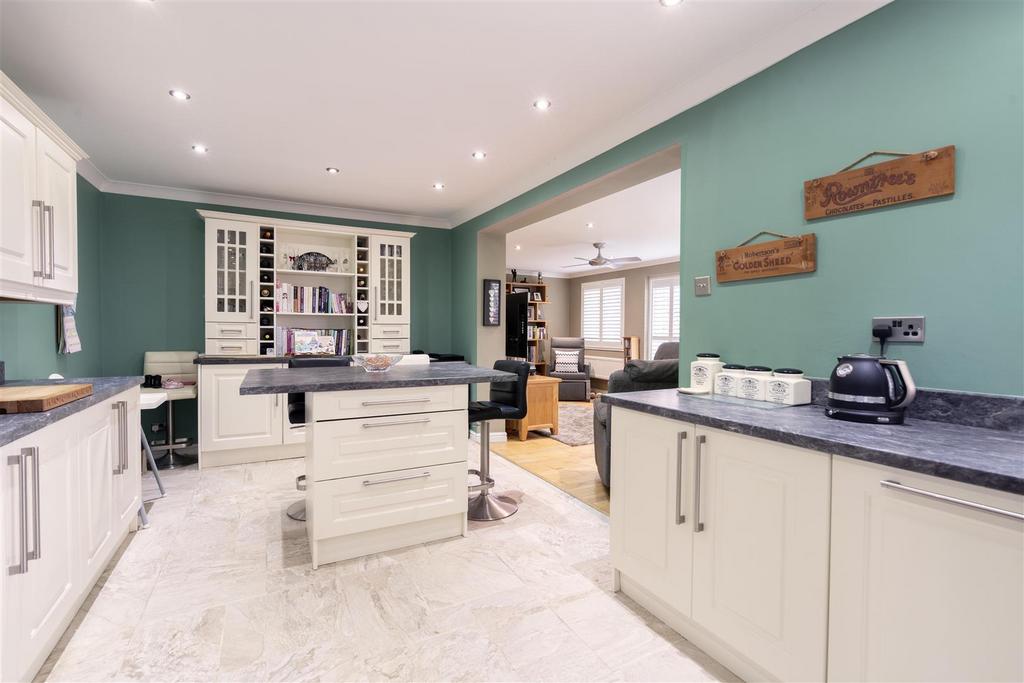 Kitchen / Diner