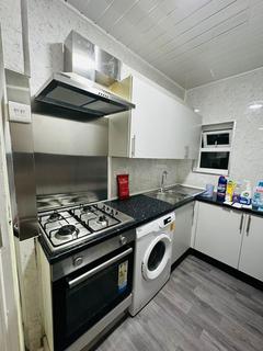 undefined, Dershingham Avenue, London, E12