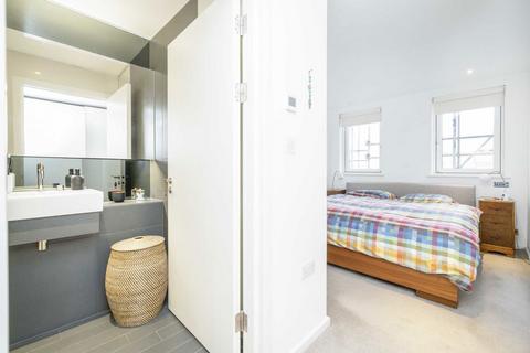 2 bedroom flat for sale, Wharf Road, London N1