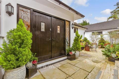undefined, Abbots Lane, Kenley, Surrey