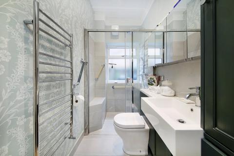 1 bedroom flat for sale, Willcott Road, London