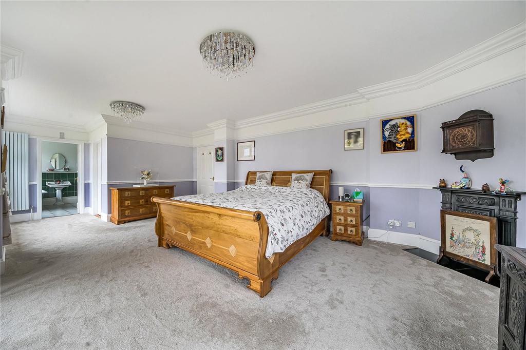 Principal Bedroom