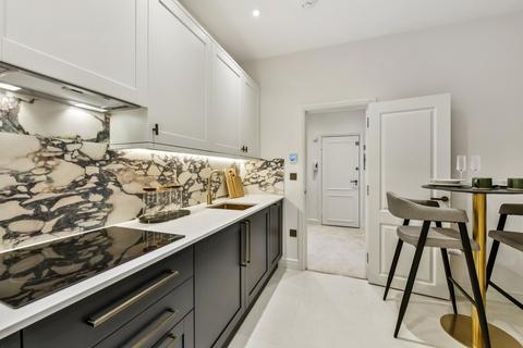 2 bedroom flat to rent, Cadogan Square, London