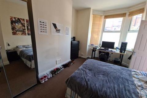 Ridgeway Terrace (Delph Lane), Leeds LS6