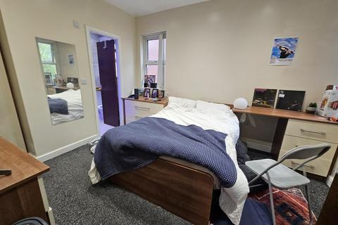 9 bedroom house to rent, St Michaels, Leeds LS6