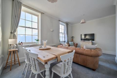 undefined, North Square, Fareham PO17