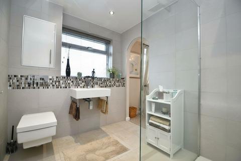 undefined, Riding Close, Tyldesley, M29