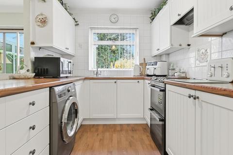 undefined, Rose Valley Crescent, Stanford-Le-Hope, Essex, SS17