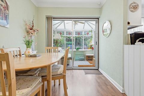 22 Rose Valley Crescent, Stanford-le-hope, SS17 8EH