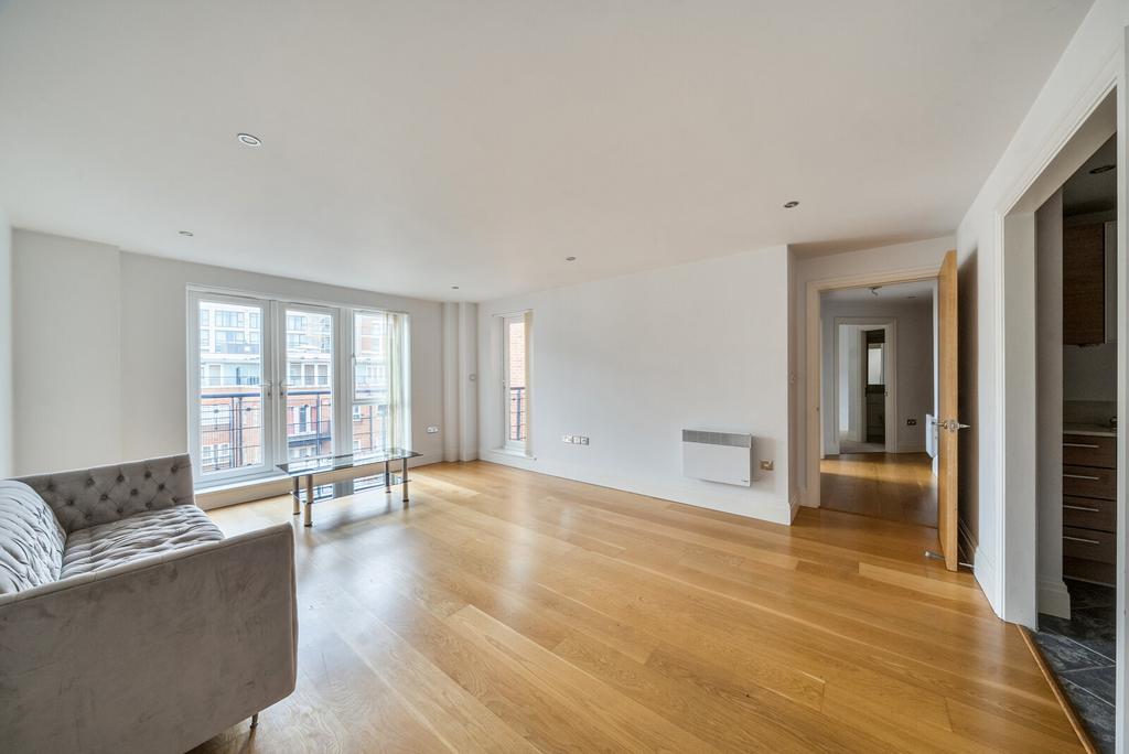 Sitting/Dining Room