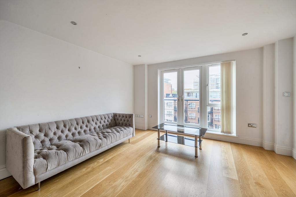 Sitting/Dining Room
