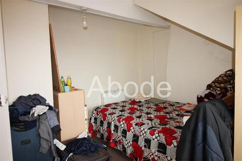 undefined, Autmun Avenue, Hyde Park, West Yorkshire