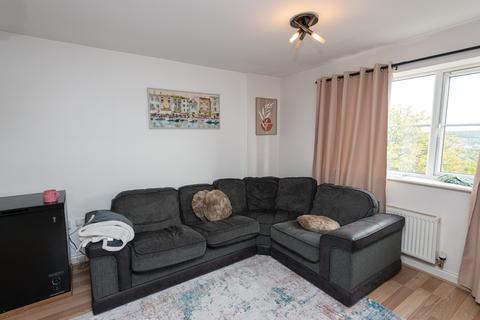 2 bedroom flat for sale, Richmond Way, Rotherham S61