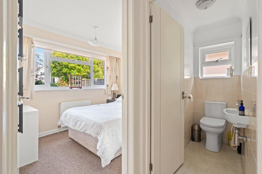 Gf Cloakroom