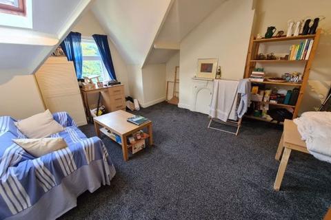 1 bedroom house to rent, Top Hyde Park Road, Leeds LS6