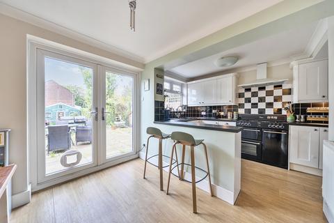 3 bedroom semi-detached house for sale, Yew Road, Southampton SO18