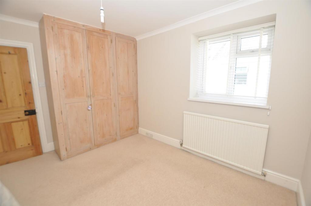 Rear bedroom 1