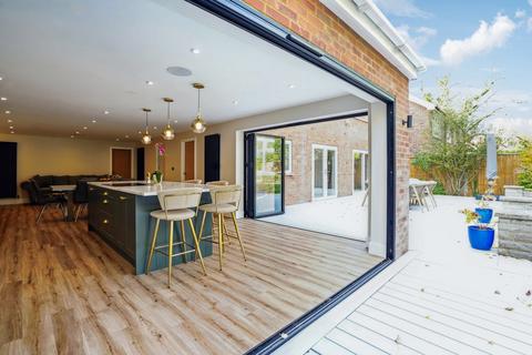 5 bedroom detached house for sale, Lakeside, Bracknell RG42