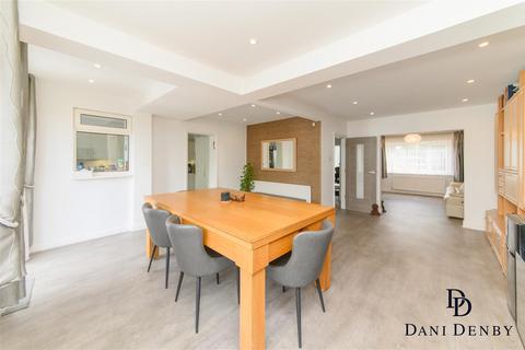 4 bedroom semi-detached house for sale, Upcroft Avenue, Edgware HA8