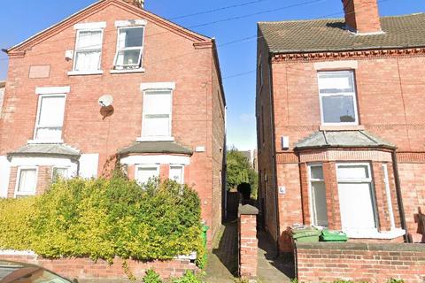 5 bedroom semi-detached house for sale, Dunkirk, Nottingham NG7