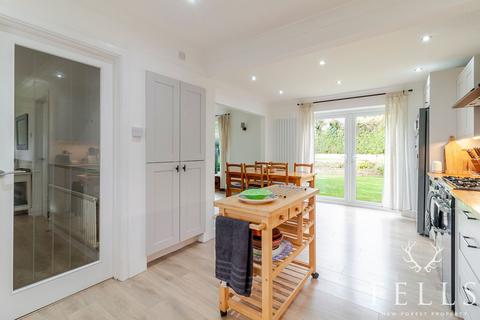 undefined, Appletree Close, Salisbury SP5